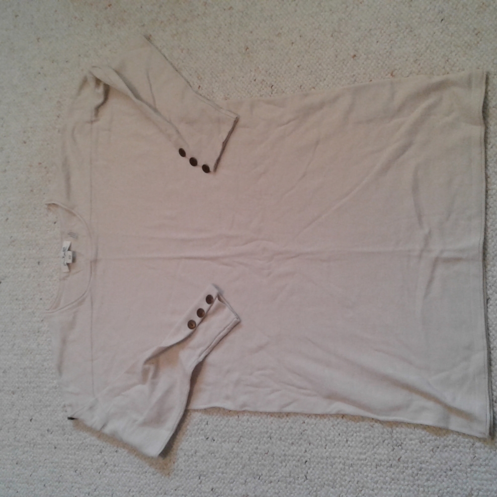 Simply Noelle sweater nwot